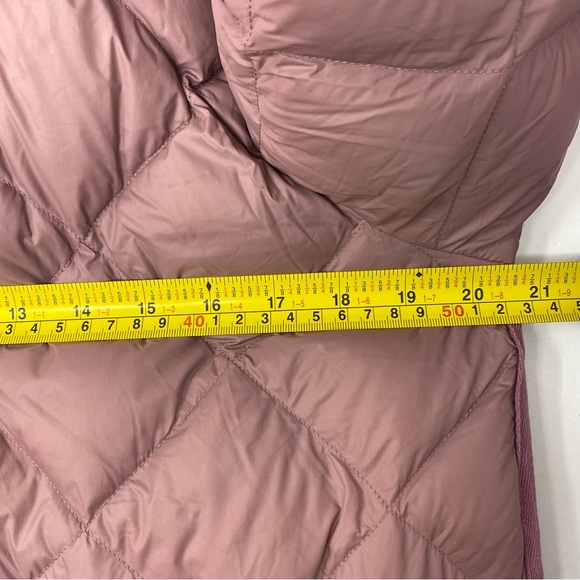 Marine Layer Meredith Puffer Coat in Mauve Large - Picture 8 of 10
